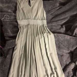 Elegant Sleeveless Gray Dress